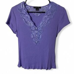 August Silk cotton lilac purple lace top with button detail, size large.